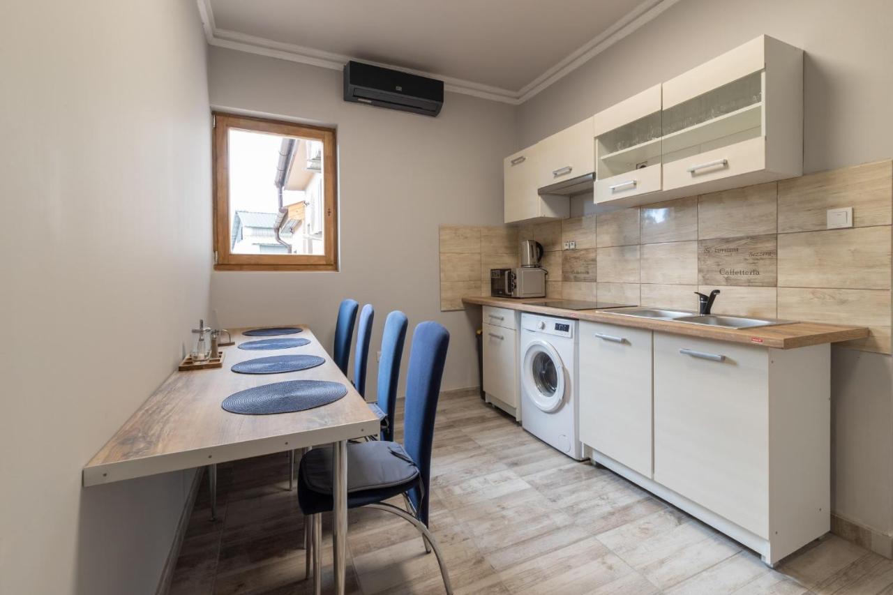 Ivanhoe Apartman Apartment Nyírbátor Екстериор снимка