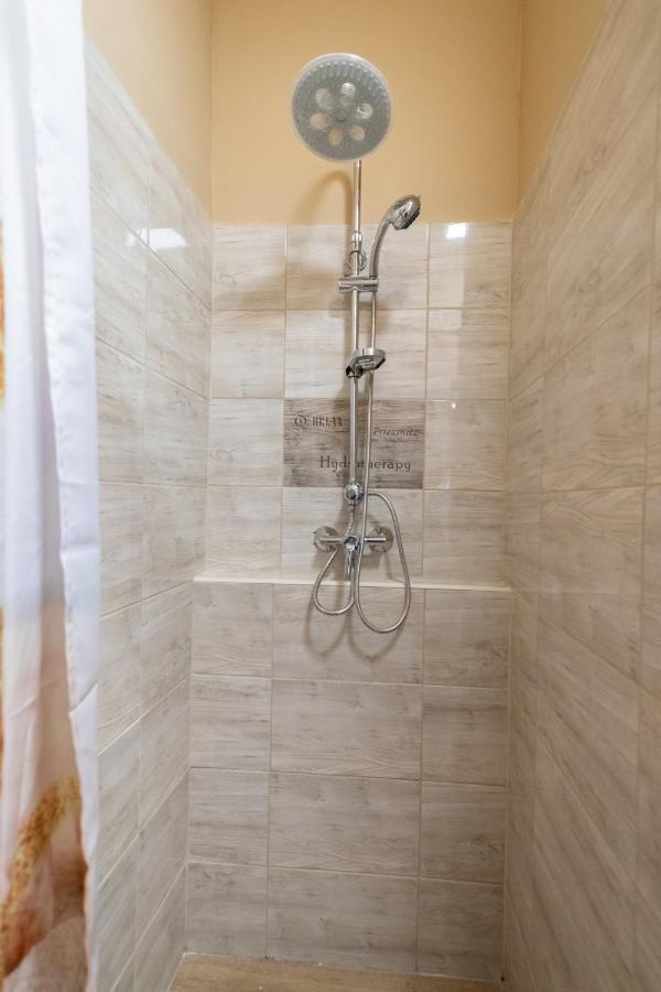 Ivanhoe Apartman Apartment Nyírbátor Екстериор снимка