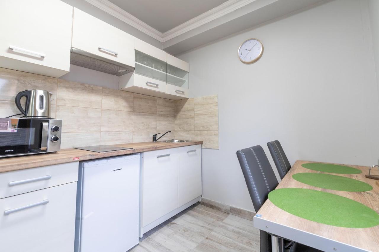 Ivanhoe Apartman Apartment Nyírbátor Екстериор снимка
