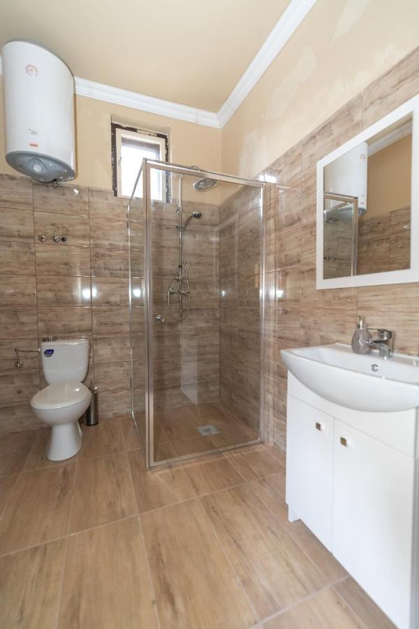 Ivanhoe Apartman Apartment Nyírbátor Екстериор снимка