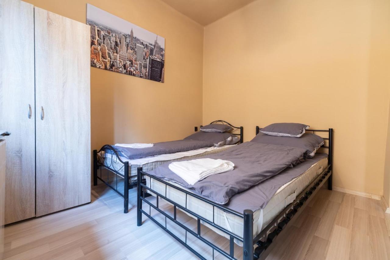 Ivanhoe Apartman Apartment Nyírbátor Екстериор снимка